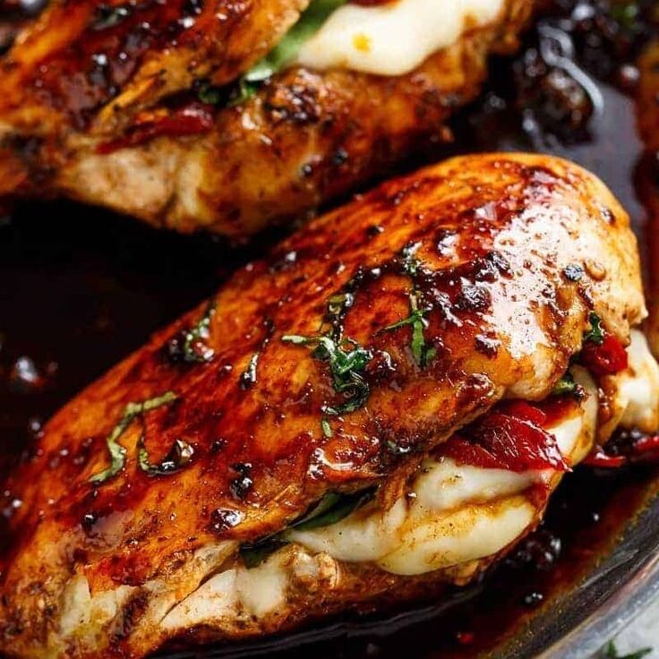 Caprese Stuffed Chicken Breast: A Fresh and Romantic Dinner