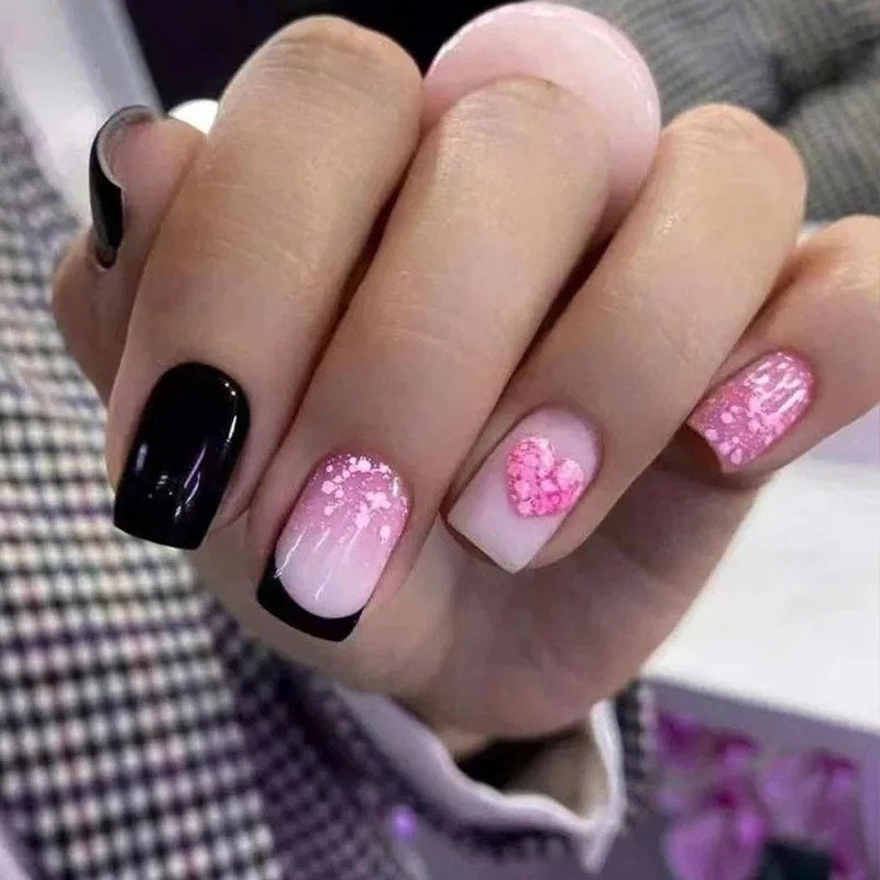 Shine Bright This Valentine’s: 25 Irresistibly Chic Chrome Nail Art Ideas