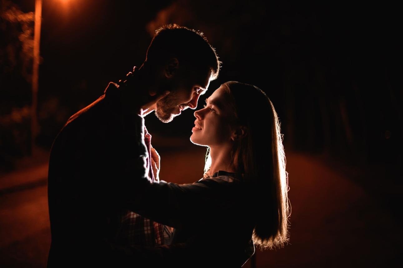 How to Make Him Think About You All Day (Without Texting Too Much)